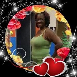 Meet your Posher, Monique